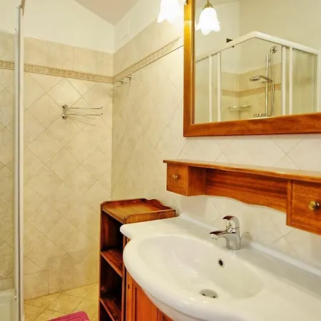 Portole Uno By Posarellivillas Villa Cortona